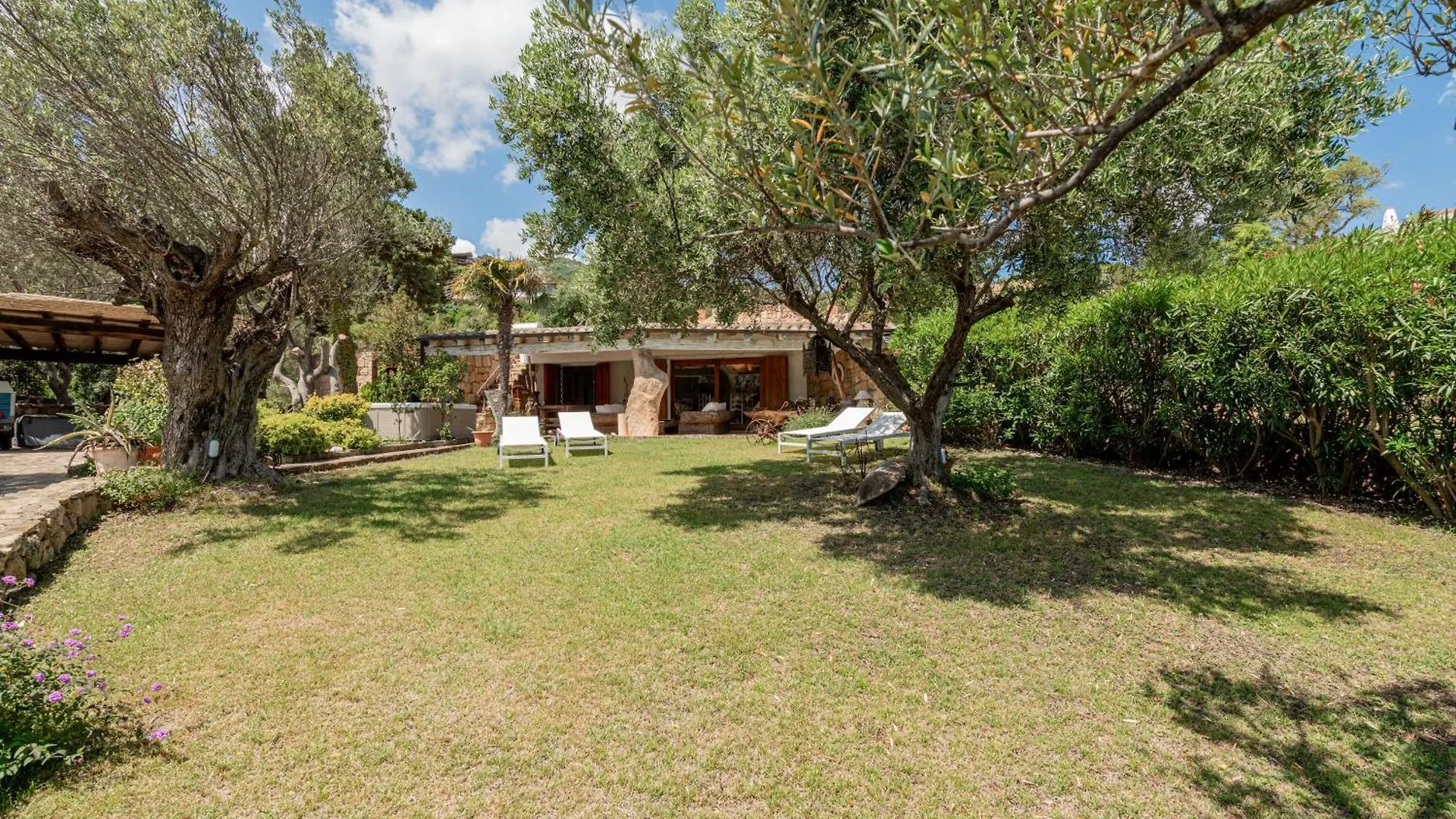 Villa Di Lusso Porto Cervo PantogiaCon Giardino 0*,